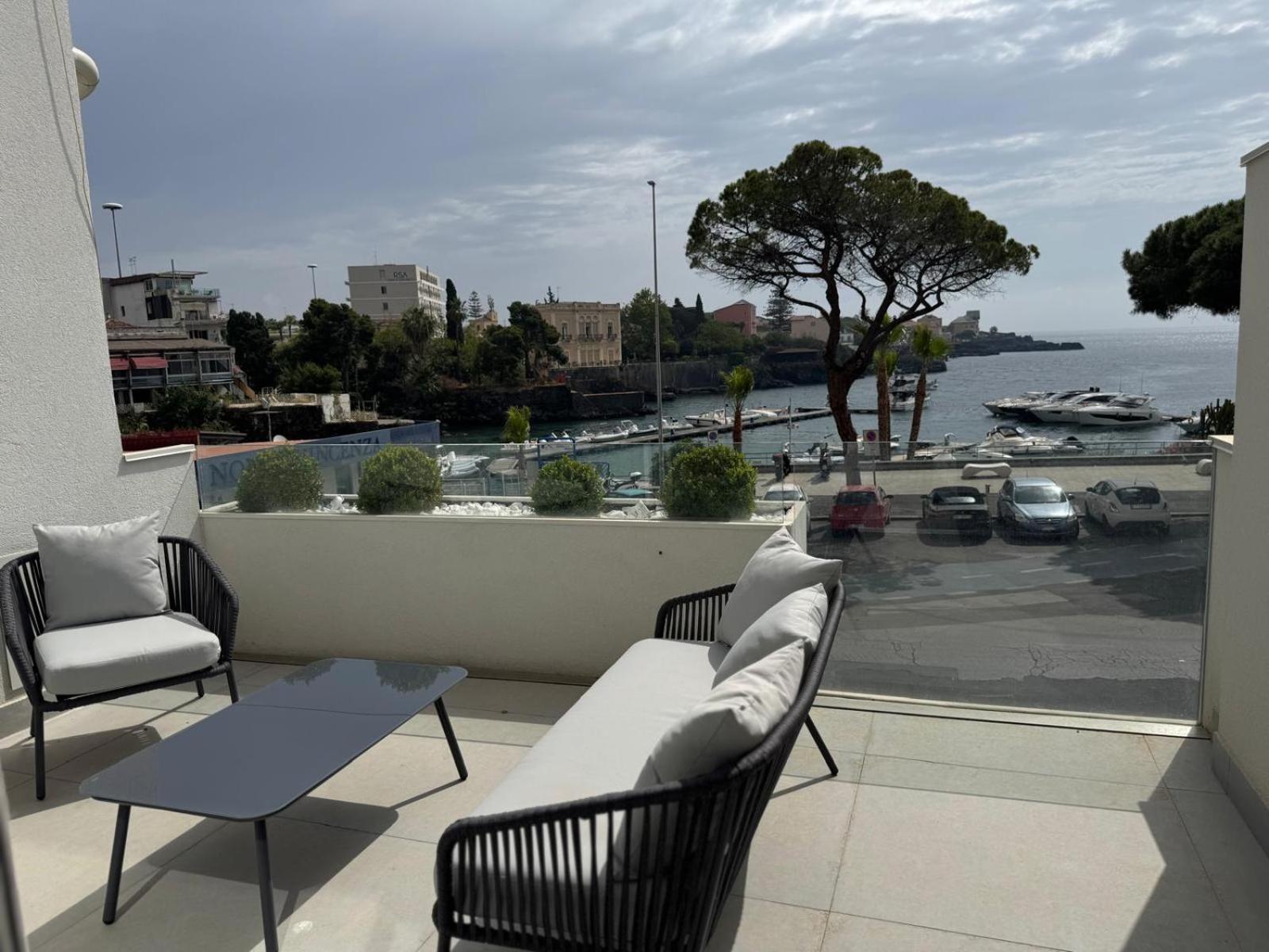 Iitana Luxury Apartments Catania Exterior photo